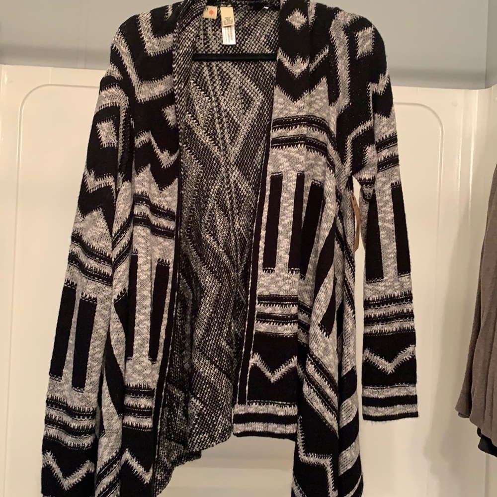 Ruff Hewn black and grey long sleeve size XL